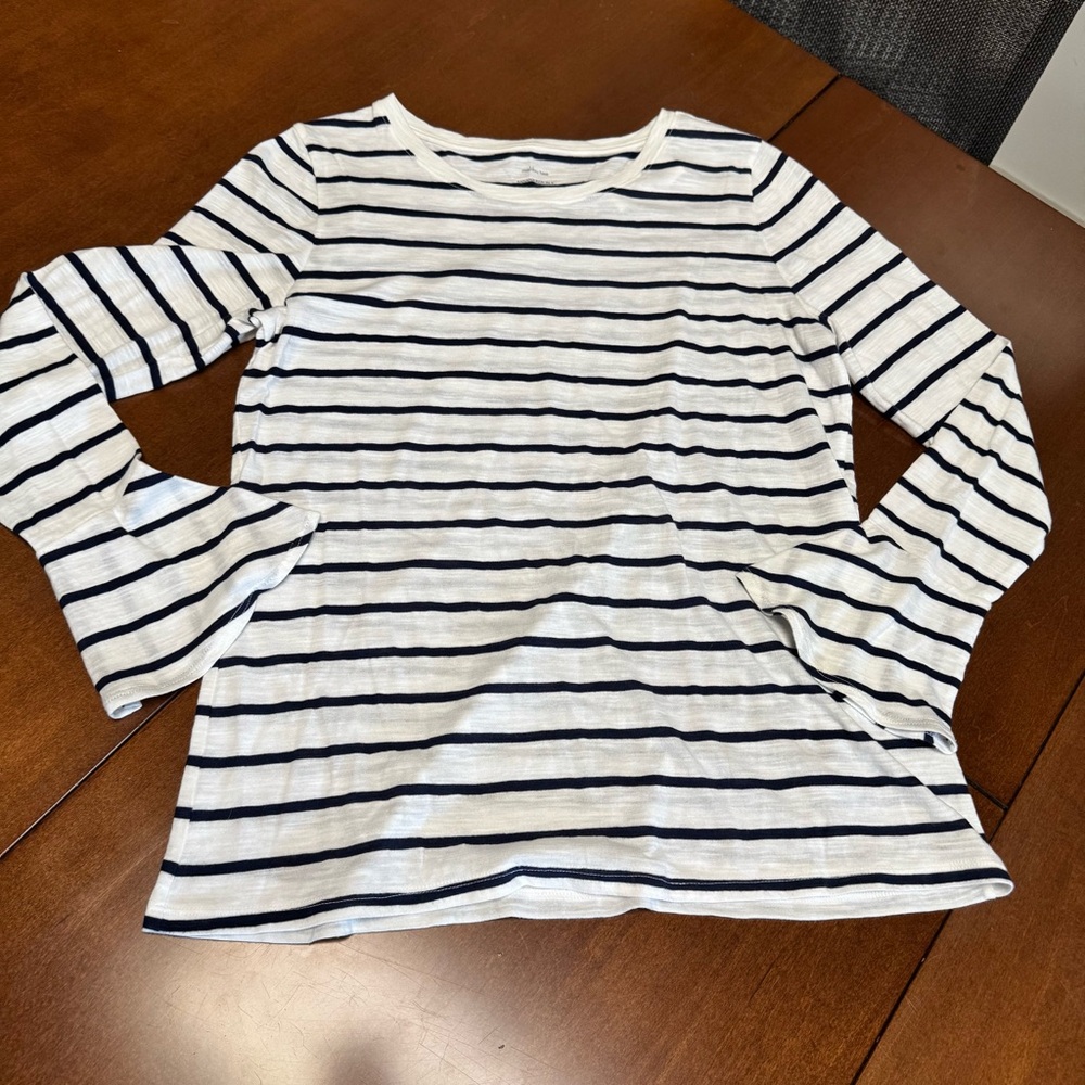 NWT Banana Republic Scoop Neck Malibu Tee Navy & White Striped Bell Cuffs Size L - Picture 11 of 11
